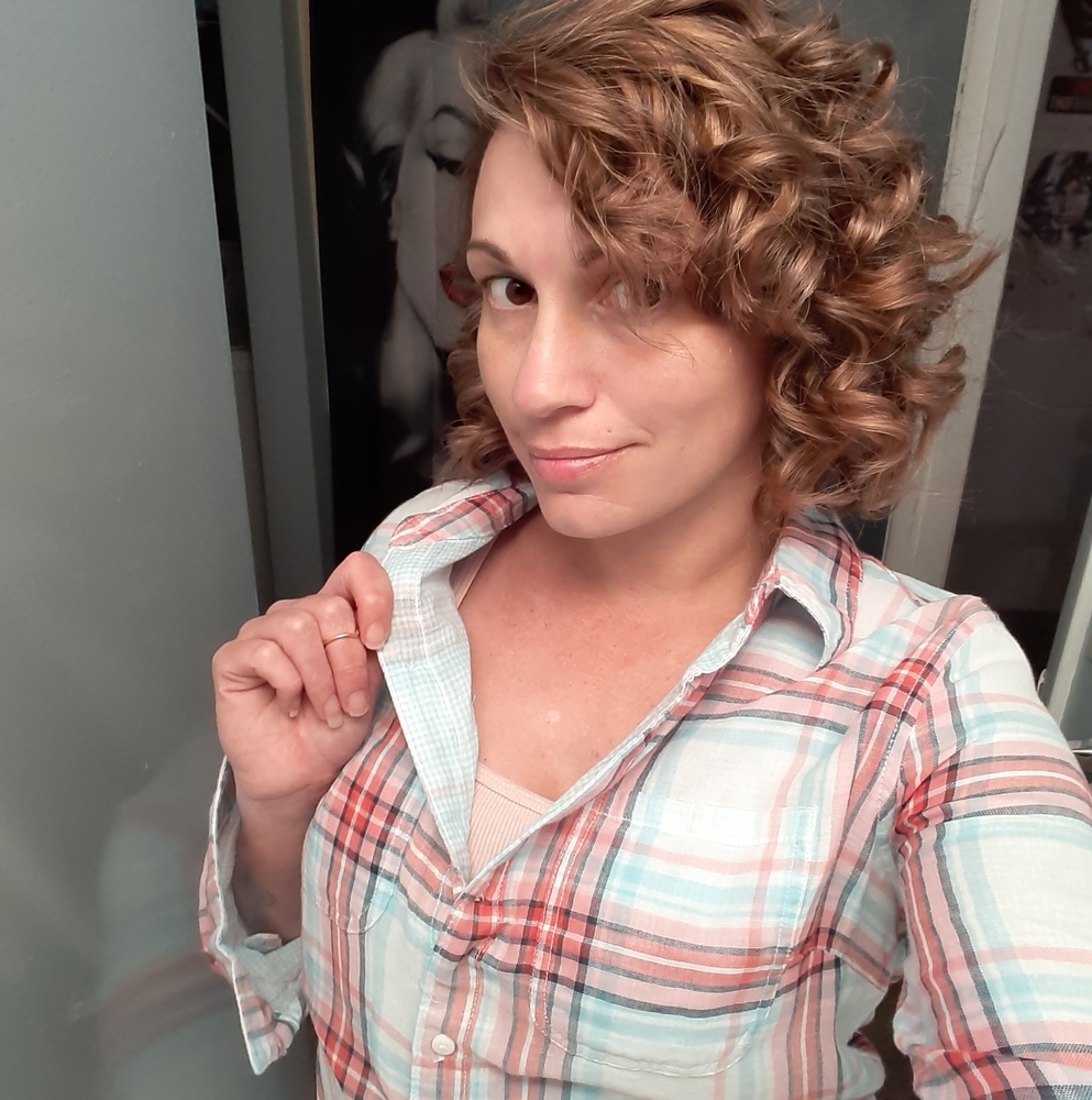Meet your Posher, Jennifer